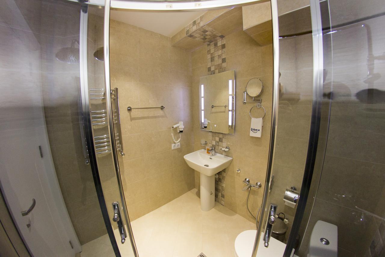 Tribeca Hotel Тбілісі Екстер'єр фото